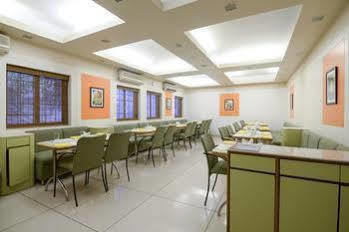 Goa Woodlands Hotel Madgaon Exterior photo
